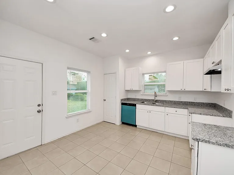9210 Wheatley St — Photo 29