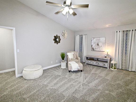 5th image of 520 N Brad Ct