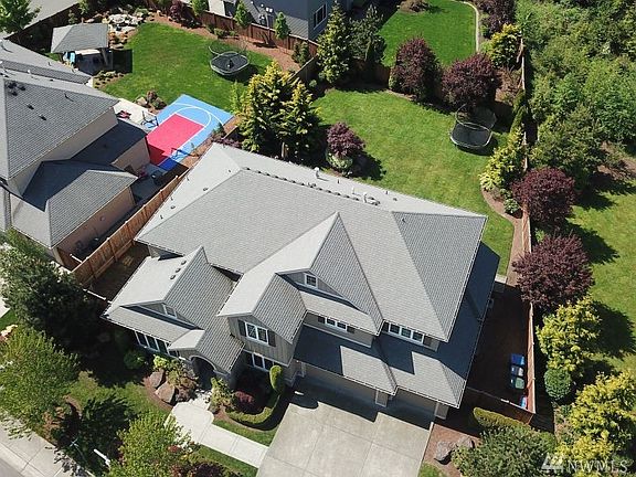 2nd image of 20985 SE 8th Pl