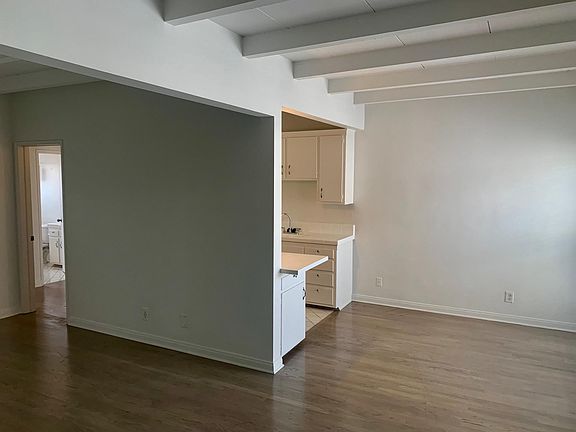 5th image of 4401 W Verdugo Ave APT O