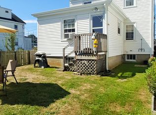 22 Middleton Ave, Newport, RI 02840