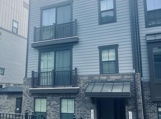 17367 Harrison Ridge Dr, Dumfries, VA 22026