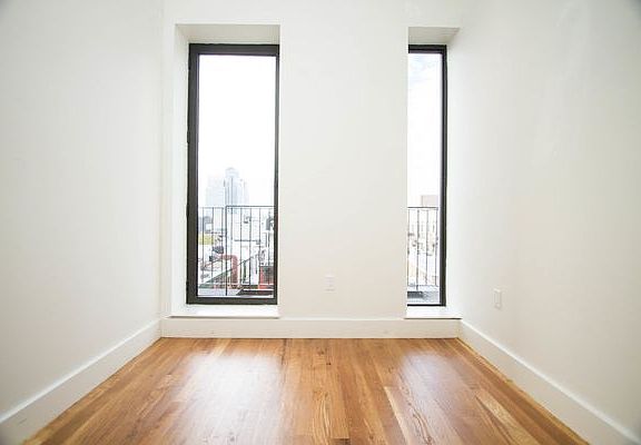 5th image of 193 Bedford Ave #54