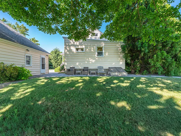 2380 S Harbor Rd — Photo 15
