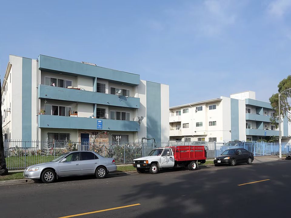 1st image of 1533 S Gramercy Pl APT 306