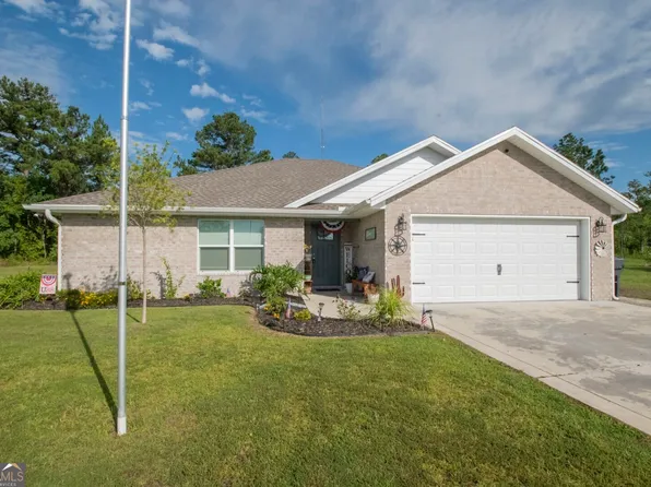 155 Galloway Dr, Folkston, GA 31537