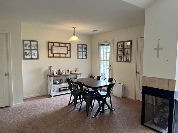 4th image of 3401 Primrose Ln