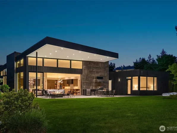 9345 NE 19th Street, Clyde Hill, WA 98004