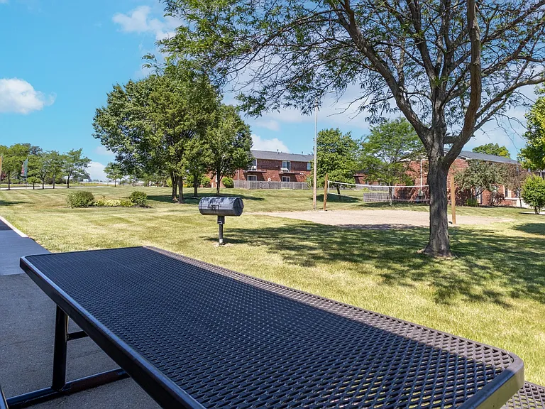 Picnic Area at Archer's Pointe Apartments