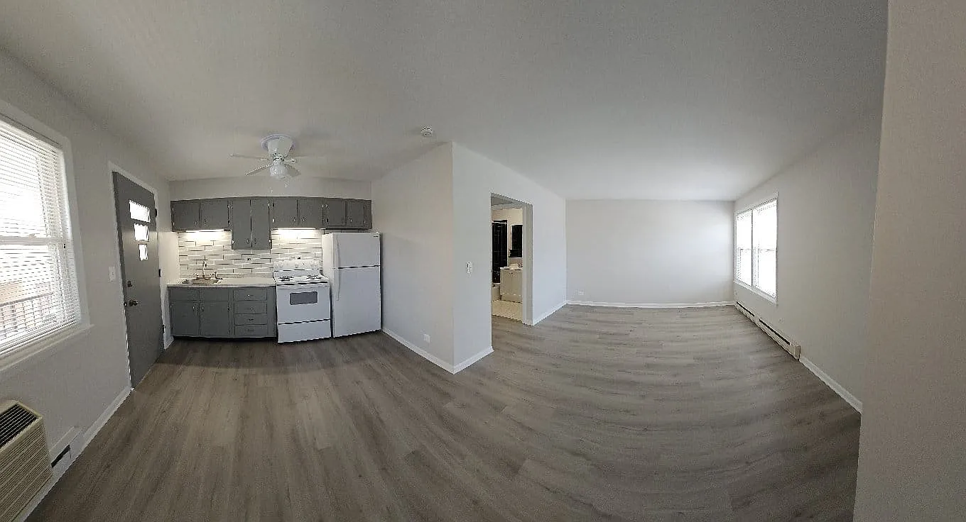 Studio, 420 sqft, $1,350 — Photo 4