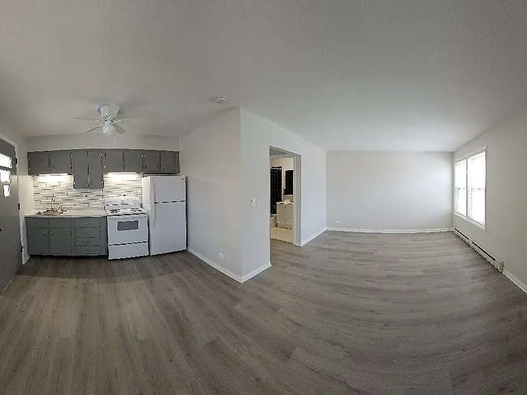 4855 Elm St — Photo 4