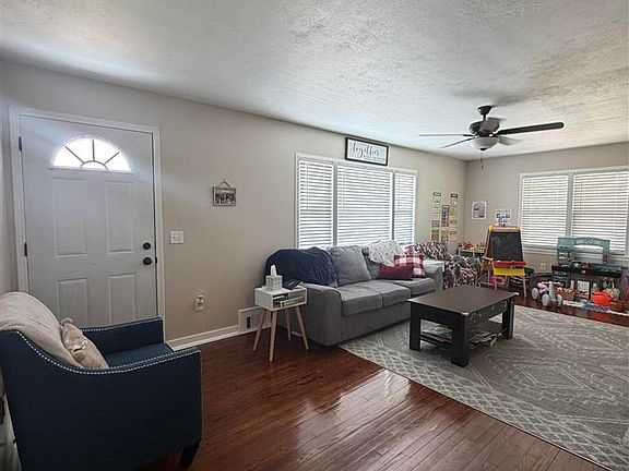 2nd image of 149 N Deepwood Dr