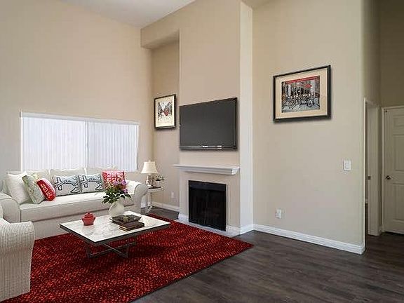 5th image of 5200 Inglewood Blvd #203