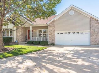 16 Dardenne Woods Ct, Dardenne Prairie, MO
