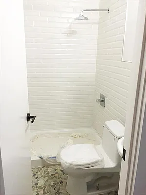 Rented by Blue Egg Realty Corp | media 10