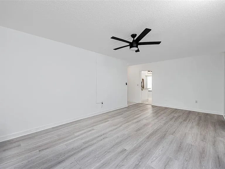 2207 Belleair Rd #B4 — Photo 8
