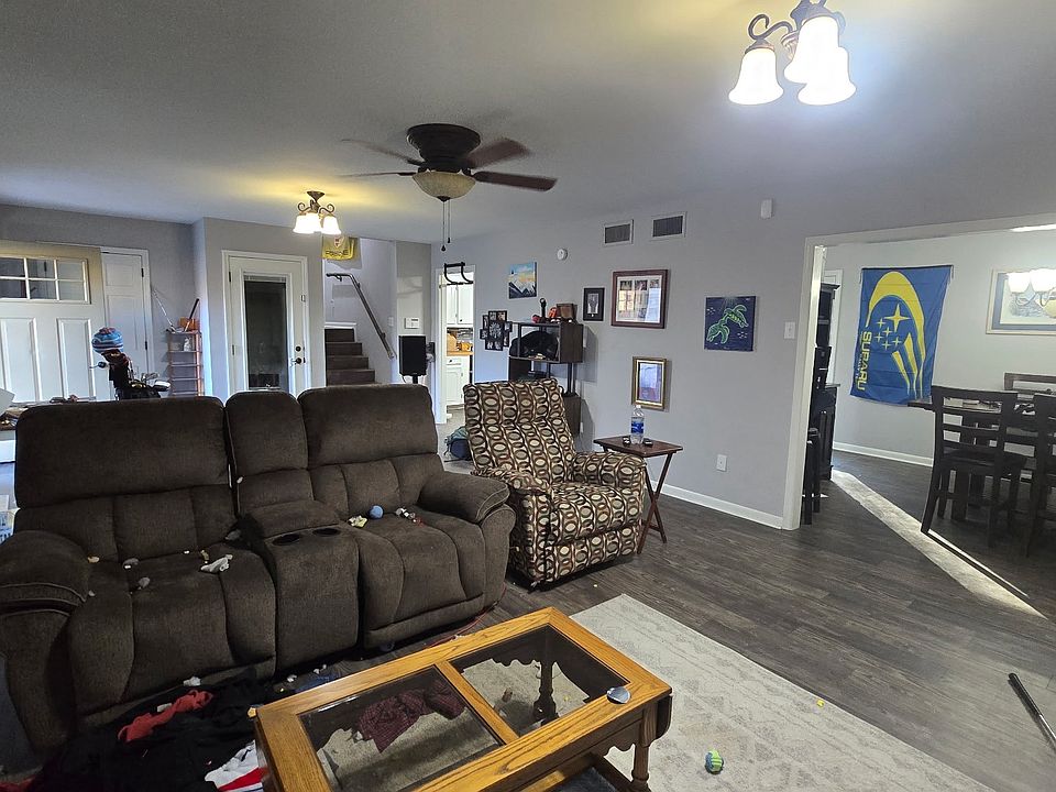 2nd image of 16408 Hidden Valley Trl