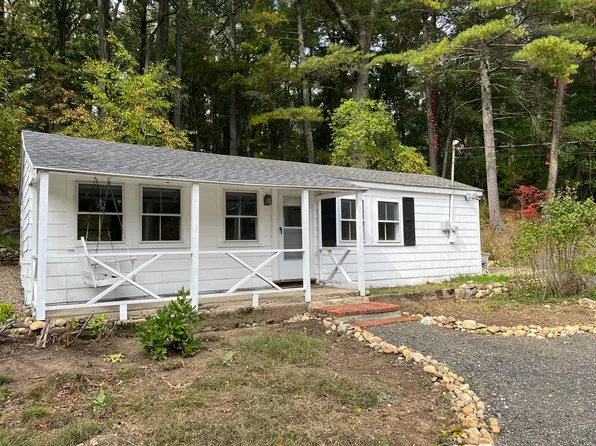 94R Andover St, Wilmington, MA 01887