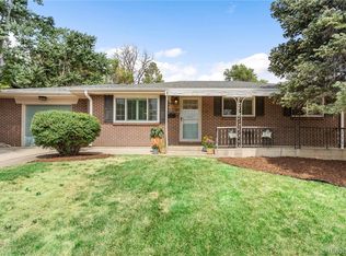 3185 W Radcliff Dr, Englewood, CO 80110