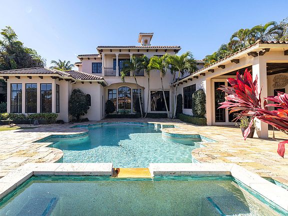 2nd image of 9253 Este Lago Drive