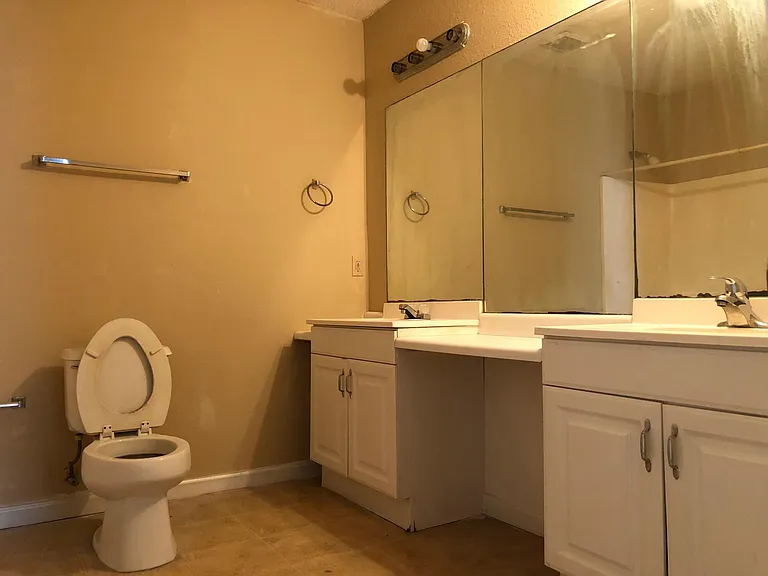 1724 Keith St — Photo 10