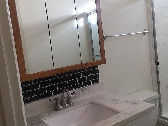 3rd image of 14112 Roscoe Blvd APT 5