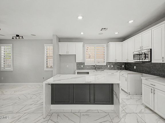 5th image of 9392 W PAYSON Road