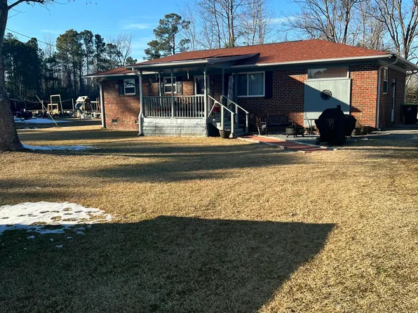 1135 Harrison Creek Road, Rocky Point, NC 28457