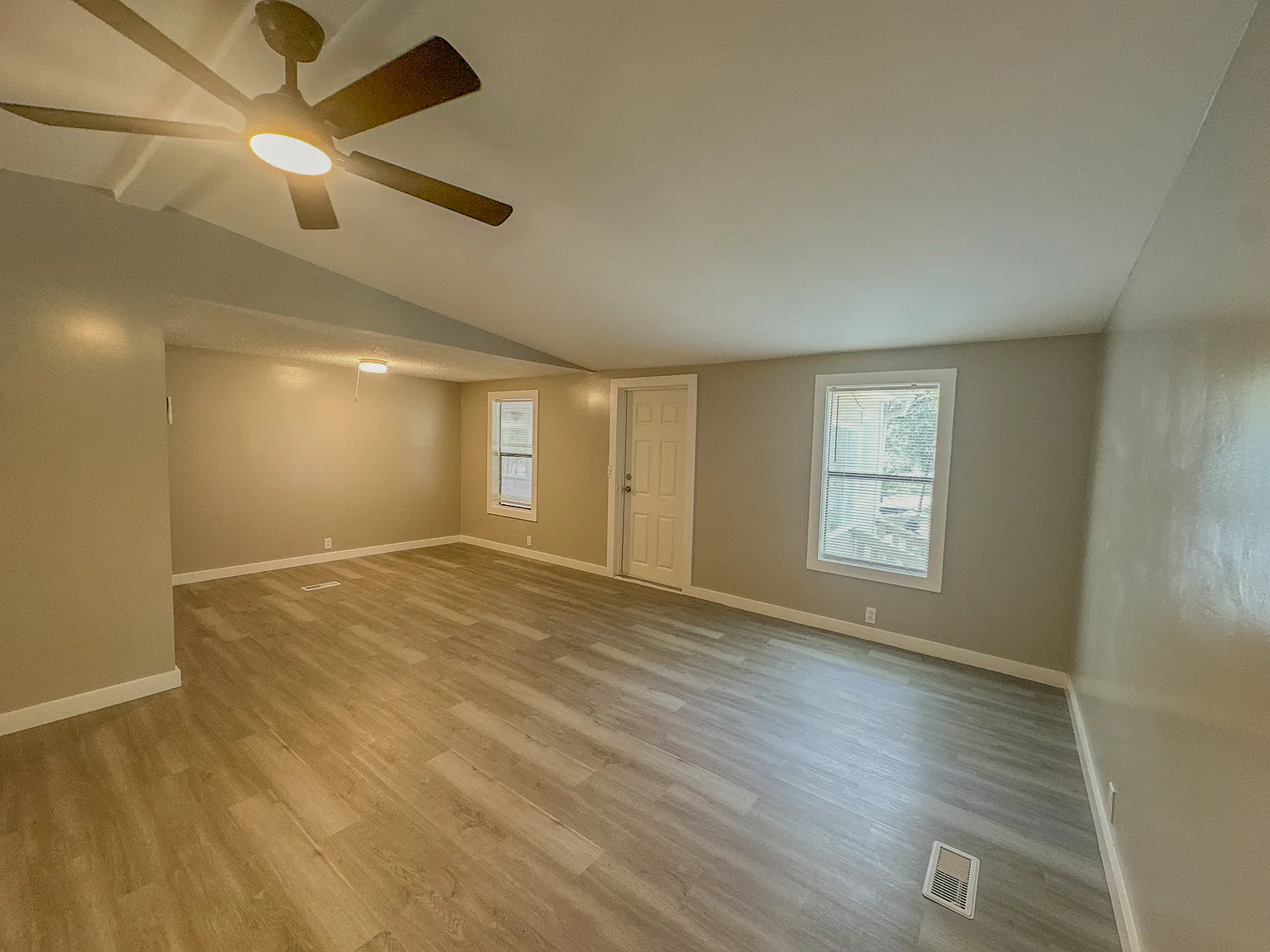 5018 Banksly Circle - 1 — Photo 4