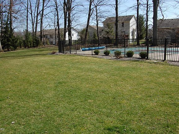 5th image of 7222 Oak Lane Ct