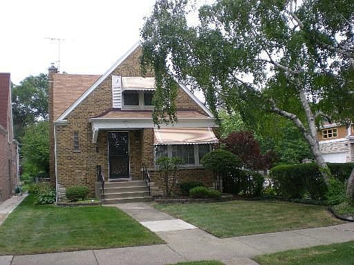 2nd image of 8359 S Prairie Ave