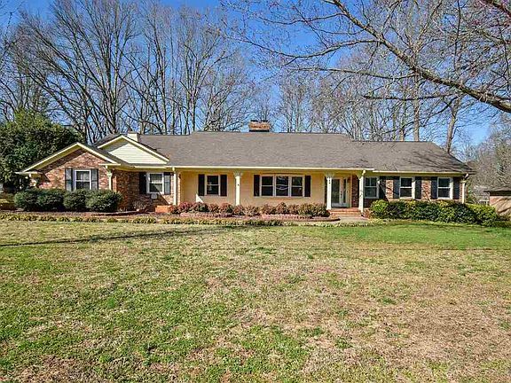 2nd image of 264 Stone Lake Dr