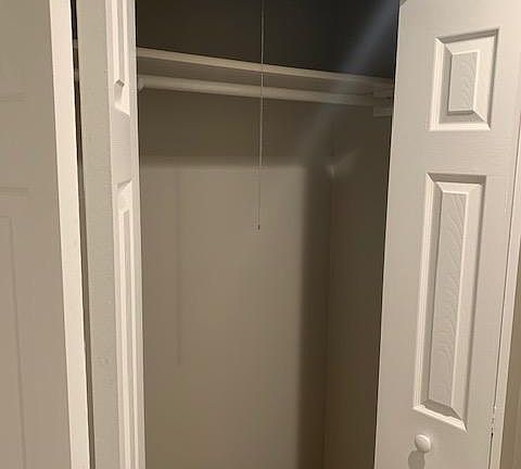 5th image of 145 Dover Dr APT 3