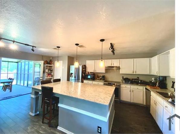 709 Blue Sky Dr