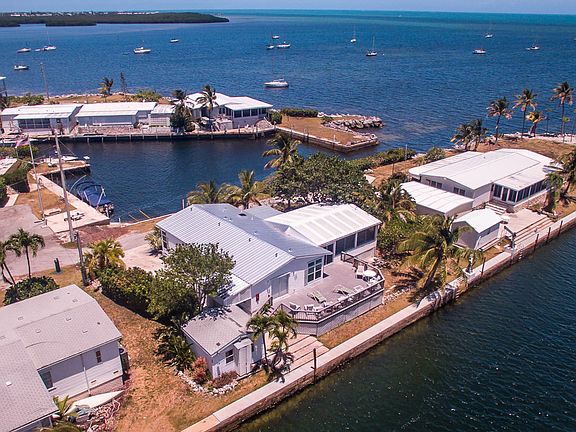 4th image of 72 Ocean Dr