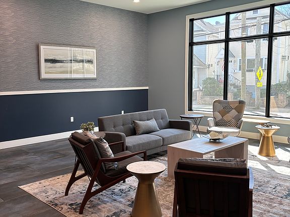 2nd image of 185-191 Ashford Ave #1