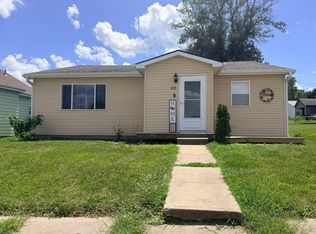 605 11th St, Auburn, NE 68305
