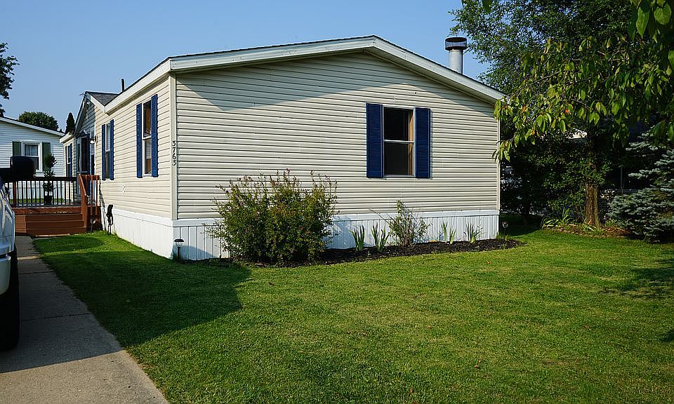 1st image of 3763 Bentwood Cir W