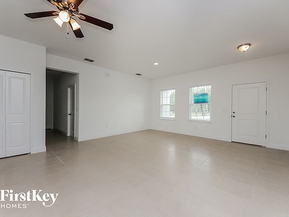 3rd image of 255 Begonia Ln