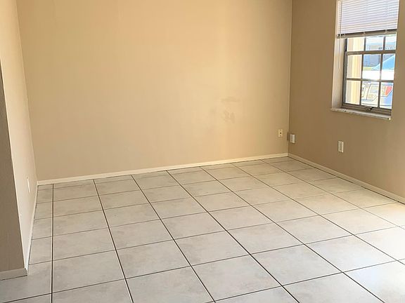 5th image of 3432 Ottway Dr