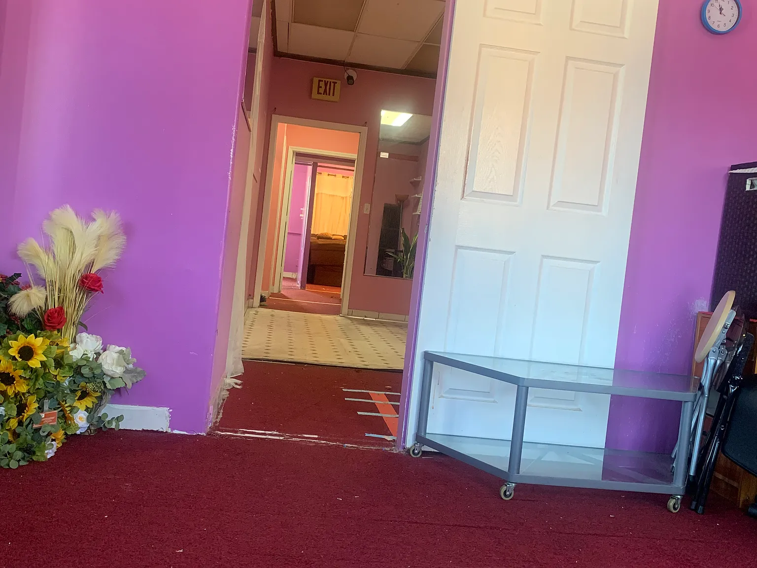 3 bed, 1100 sqft, $3,000 — Photo 2