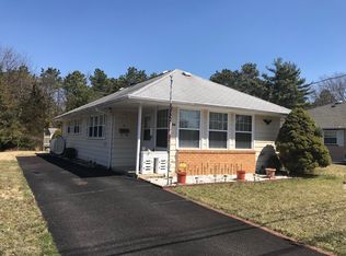 58 Parisian Dr, Toms River, NJ 08753