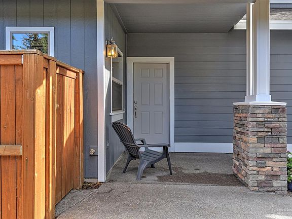 2nd image of 61236 Brittle Bush St