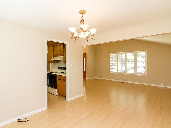 5th image of 6934 Lassen St