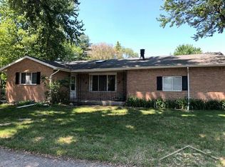 3985 Snowberry Rd, Bridgeport, MI 48722