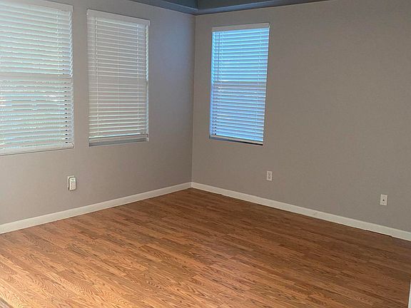 4th image of 7109 N 71st Dr