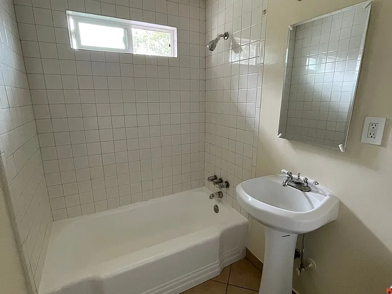 12826 Vanowen St #7 — Photo 13