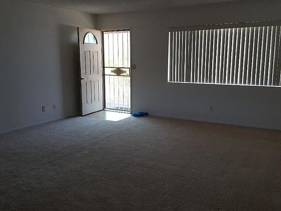4th image of 2755 Barbara Dr