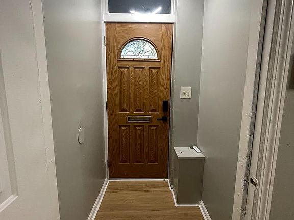 4th image of 29 Carroll St