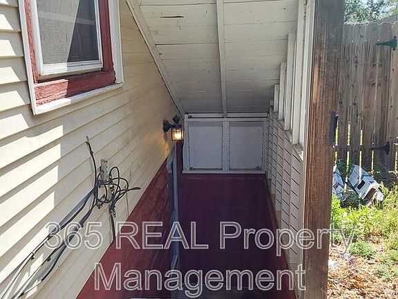 2nd image of 1512 11th Ave #2